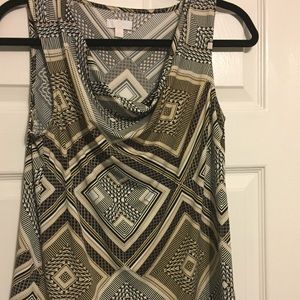 Diamond pattern with swoop neck